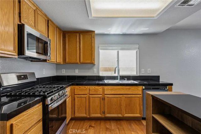 43637 6th East, Lancaster, CA 93535