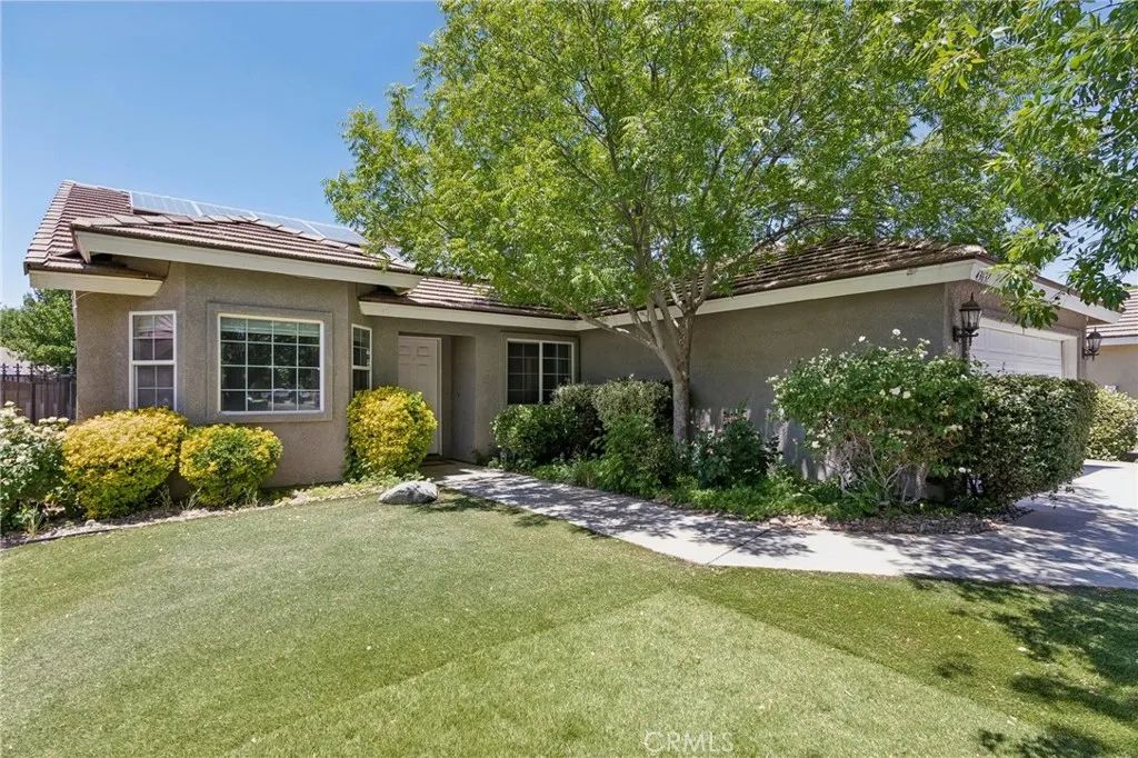 43637 6th East, Lancaster, CA 93535