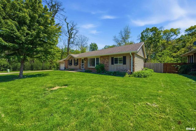 4902 W HOPEWOOD Lane, Peoria, IL 61607