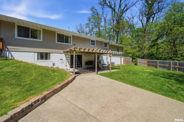 4902 W HOPEWOOD Lane, Peoria, IL 61607