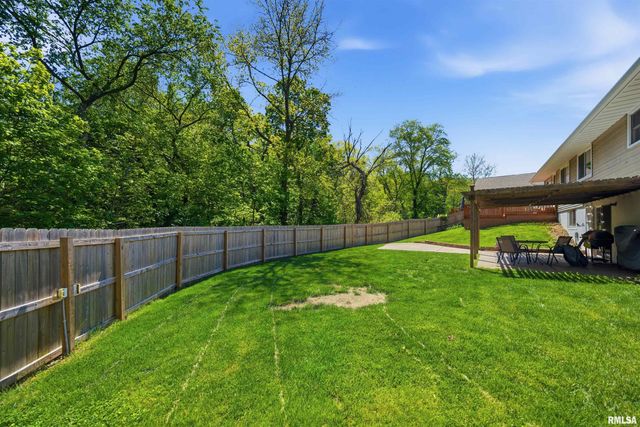 4902 W HOPEWOOD Lane, Peoria, IL 61607