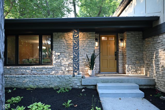 569 King Drive, Indianapolis, IN 46260