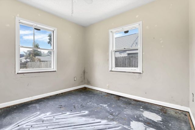 99 Florence Avenue, Columbus, OH 43228