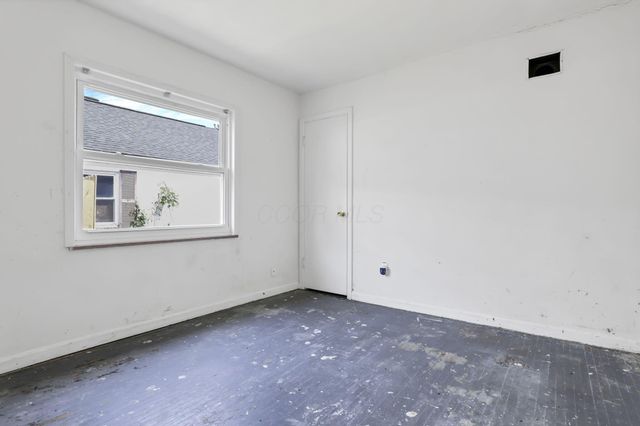 99 Florence Avenue, Columbus, OH 43228