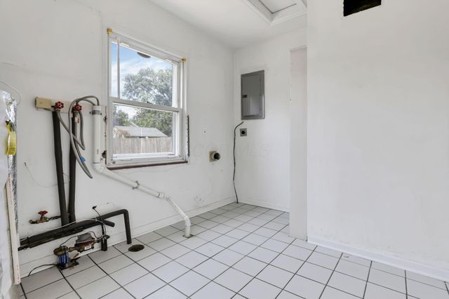 99 Florence Avenue, Columbus, OH 43228
