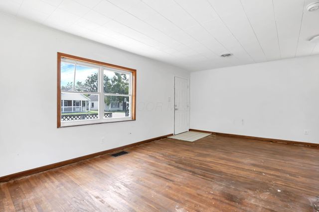 99 Florence Avenue, Columbus, OH 43228