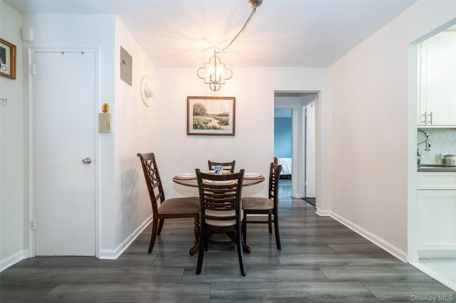 450 Pelham Road 3H, New Rochelle, NY 10805