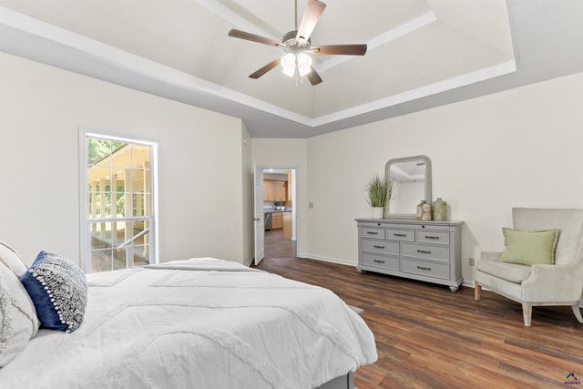 555 Thompson Mill Road, Bonaire, GA 31005