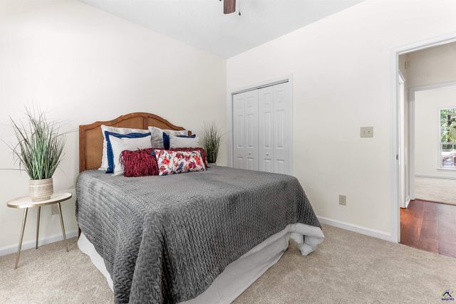 555 Thompson Mill Road, Bonaire, GA 31005