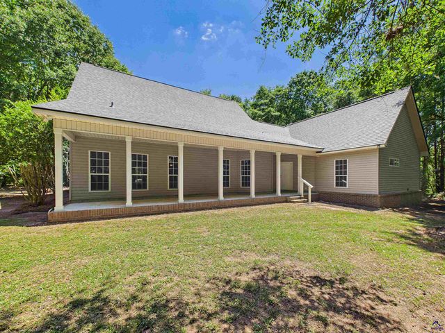 555 Thompson Mill Road, Bonaire, GA 31005