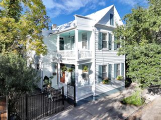 84 Vanderhorst Street, Charleston, SC 29403