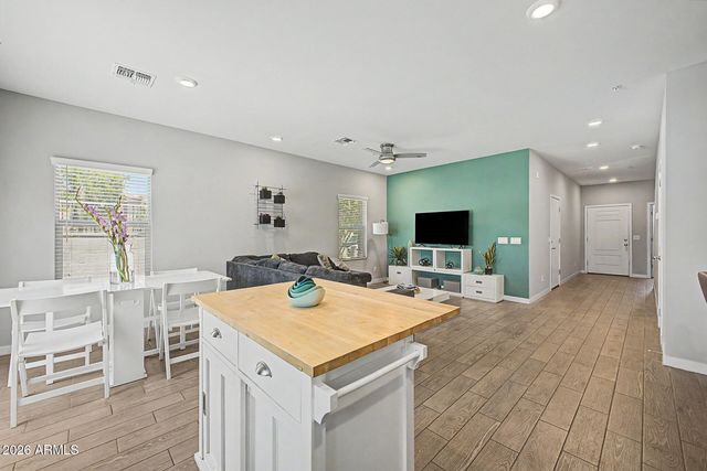 8342 N 22ND Lane N, Phoenix, AZ 85021