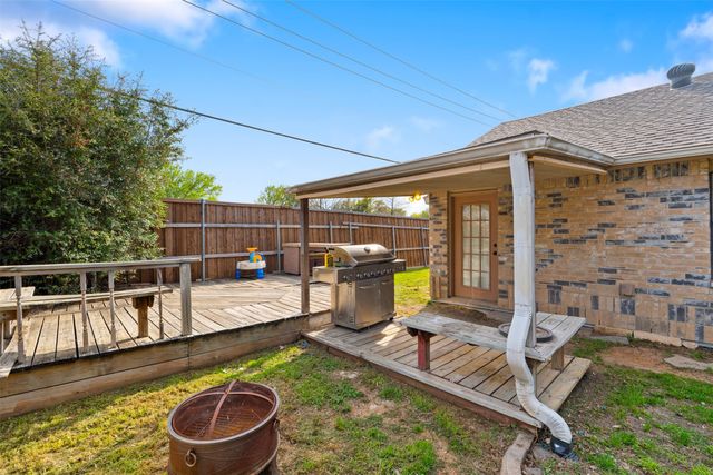 6700 Oriole Court, Fort Worth, TX 76137