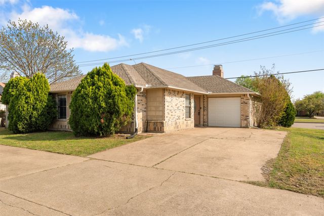 6700 Oriole Court, Fort Worth, TX 76137