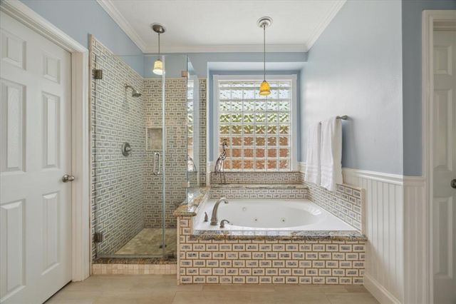 13503 Island Palm Court, Houston, TX 77059