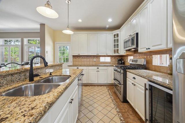 13503 Island Palm Court, Houston, TX 77059