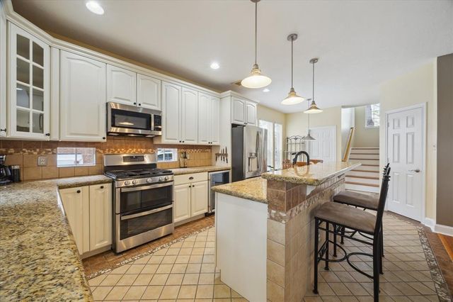 13503 Island Palm Court, Houston, TX 77059
