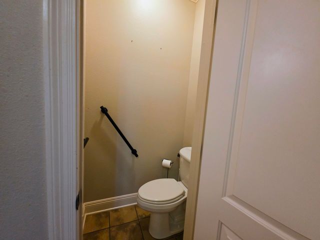 210 Plantation Dr, Cut Off, LA 70345