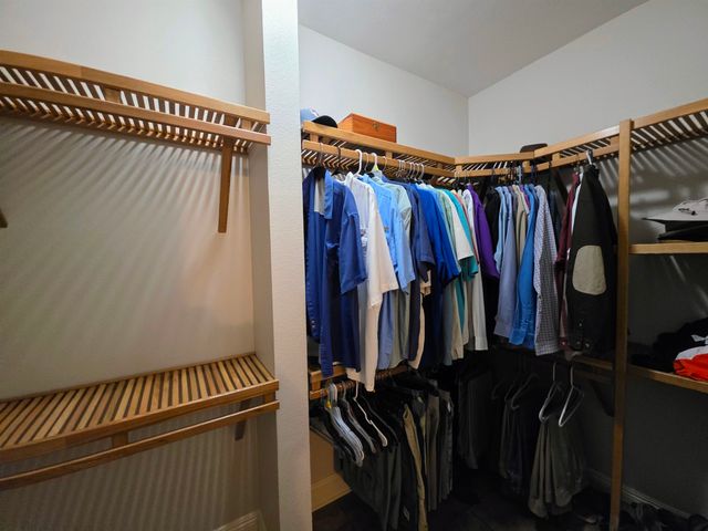 210 Plantation Dr, Cut Off, LA 70345