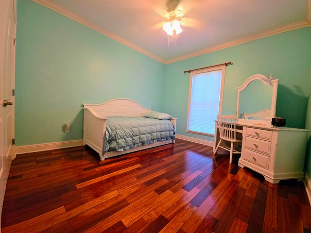 210 Plantation Dr, Cut Off, LA 70345