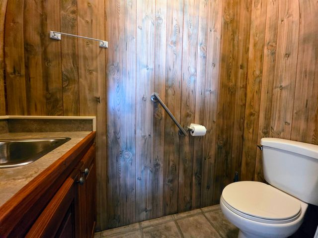 210 Plantation Dr, Cut Off, LA 70345