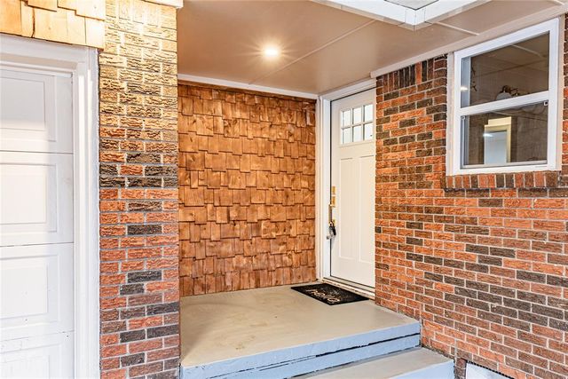 10420 Ridgeview Drive, Oklahoma City, OK 73120