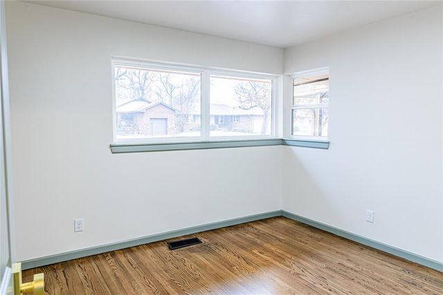 10420 Ridgeview Drive, Oklahoma City, OK 73120