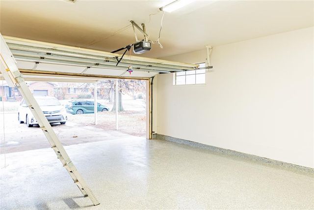 10420 Ridgeview Drive, Oklahoma City, OK 73120