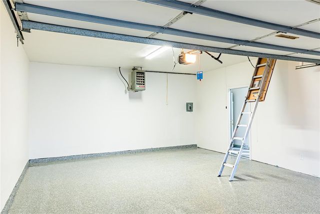 10420 Ridgeview Drive, Oklahoma City, OK 73120