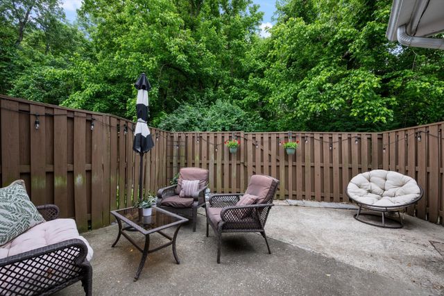 365 Yorkshire Cir, Nashville, TN 37211