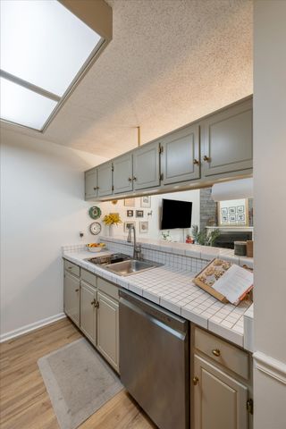 365 Yorkshire Cir, Nashville, TN 37211
