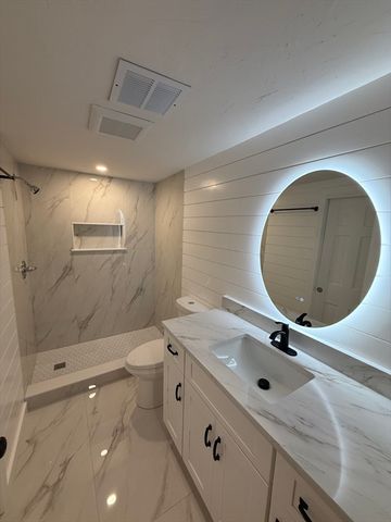 329 Woodside Rd, Barnstable, MA 02668
