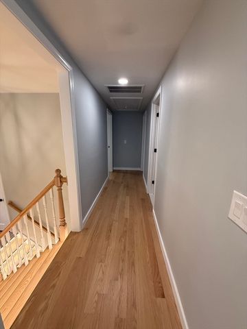 329 Woodside Rd, Barnstable, MA 02668