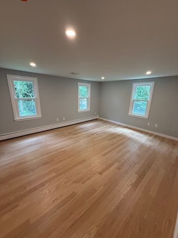329 Woodside Rd, Barnstable, MA 02668