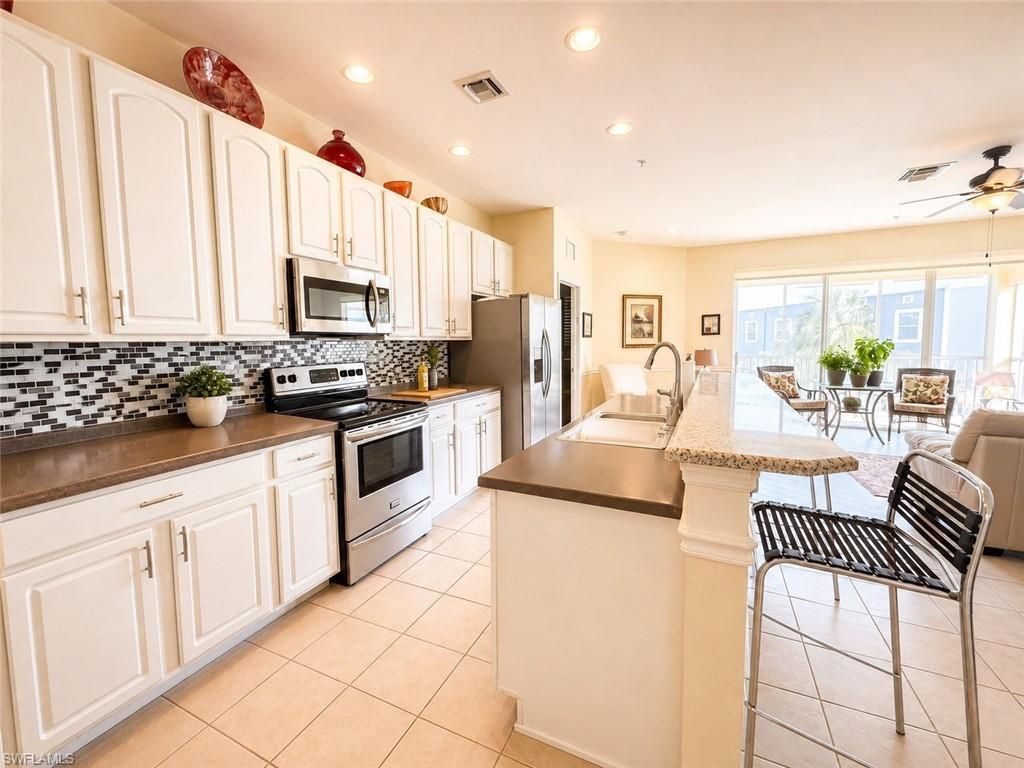 14712 Calusa Palms DR 204, FORT MYERS, FL 33919 — photo 2