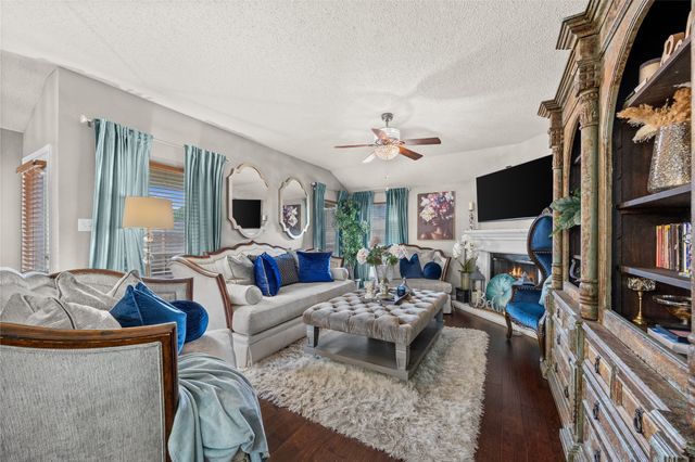1707 W Venus Drive, Lancaster, TX 75134