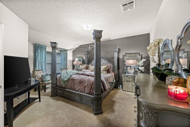 1707 W Venus Drive, Lancaster, TX 75134