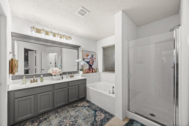 1707 W Venus Drive, Lancaster, TX 75134
