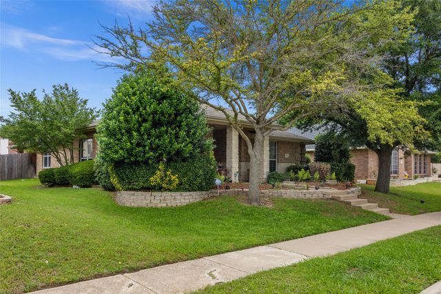 1707 W Venus Drive, Lancaster, TX 75134