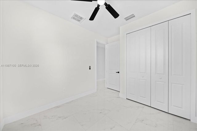 1202 NE 8th PL, Cape Coral, FL 33909