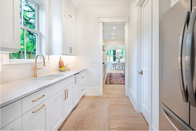 1450 Barbara Street, Mount Pleasant, SC 29464