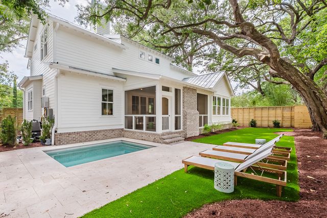 1450 Barbara Street, Mount Pleasant, SC 29464