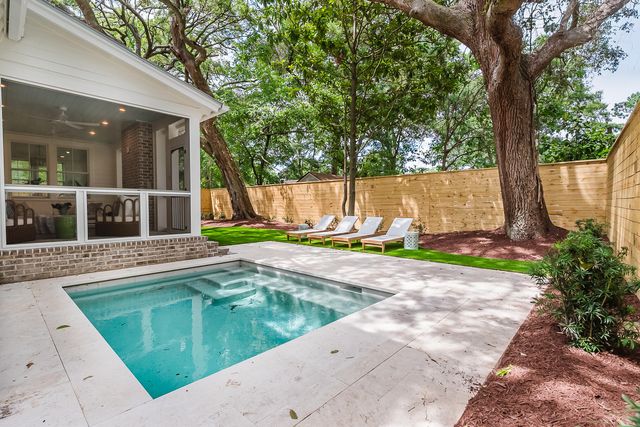 1450 Barbara Street, Mount Pleasant, SC 29464