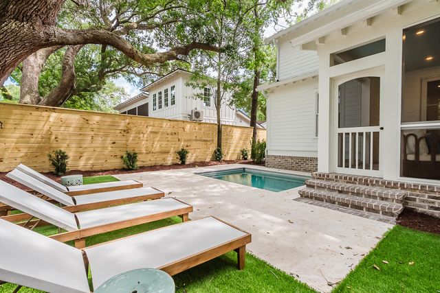 1450 Barbara Street, Mount Pleasant, SC 29464