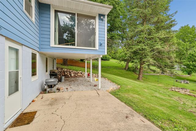 700 Division Street, Guthrie Center, IA 50115