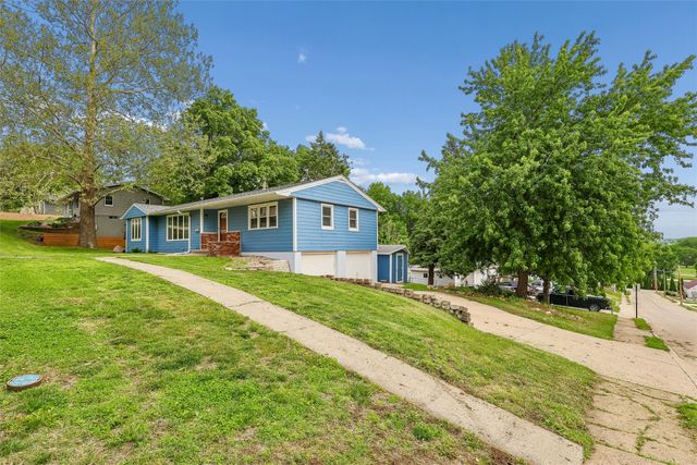 700 Division Street, Guthrie Center, IA 50115