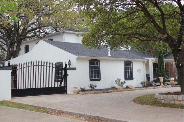 106 E Shady Grove Road, Grand Prairie, TX 75050