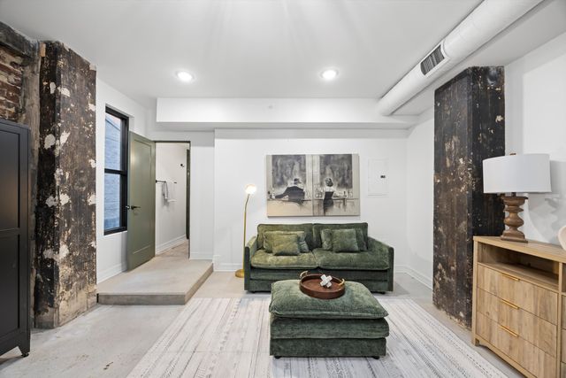 117 E 7th Street 511-D, Chattanooga, TN 37402