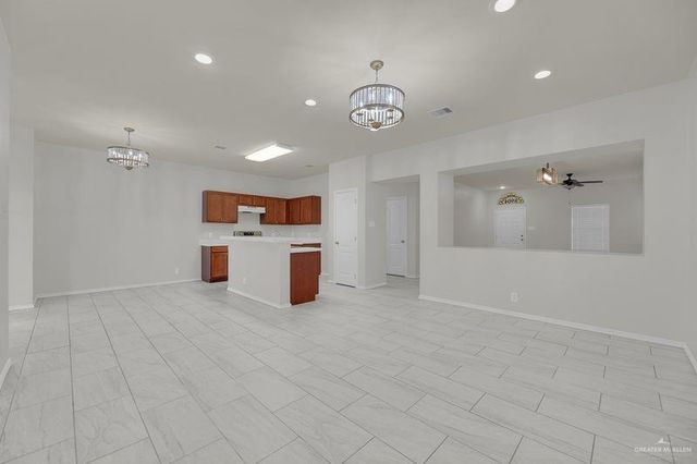 8904 N 21st Street, Mcallen, TX 78504