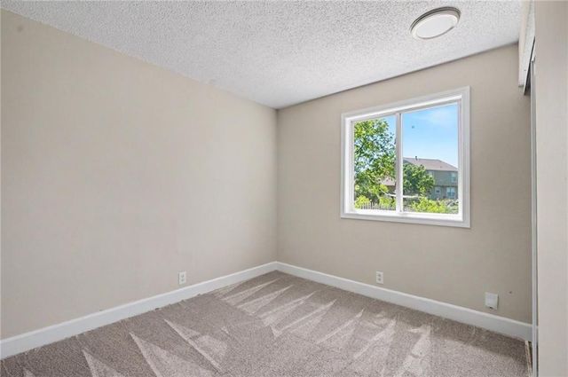 2527 Morningside Drive, Lawrence, KS 66047